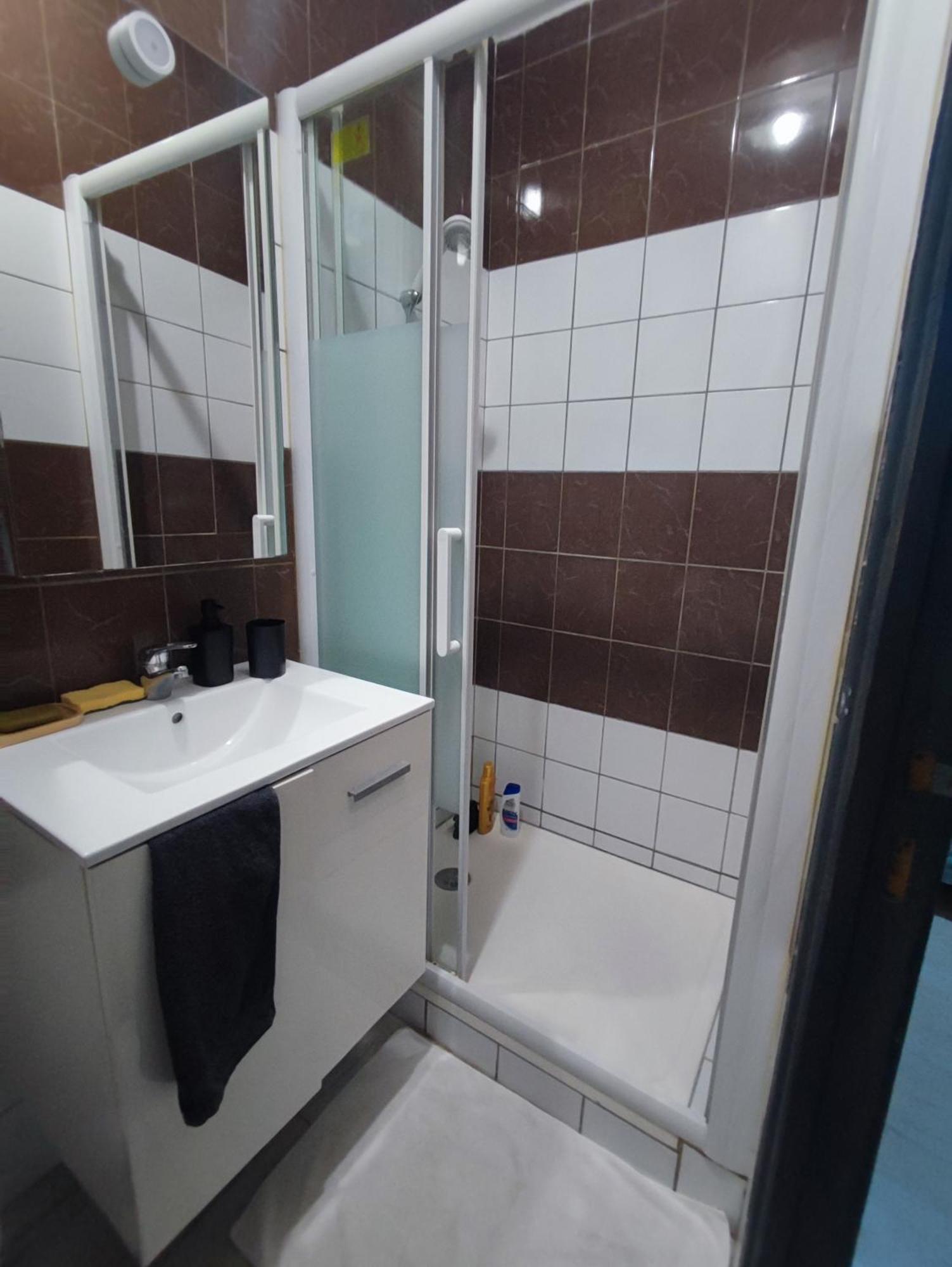 Le Calme Apartment Bourges Luaran gambar
