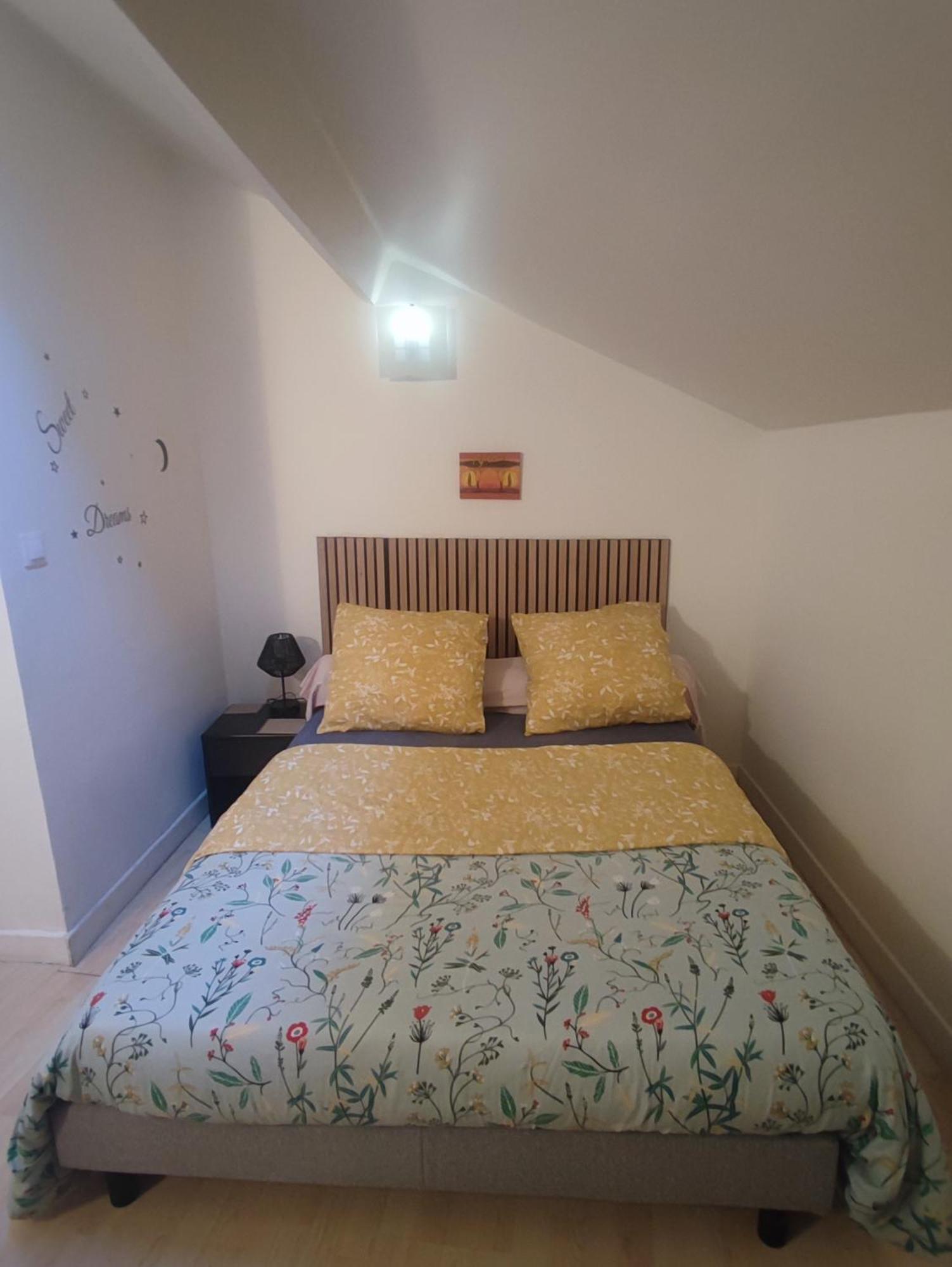 Le Calme Apartment Bourges Luaran gambar