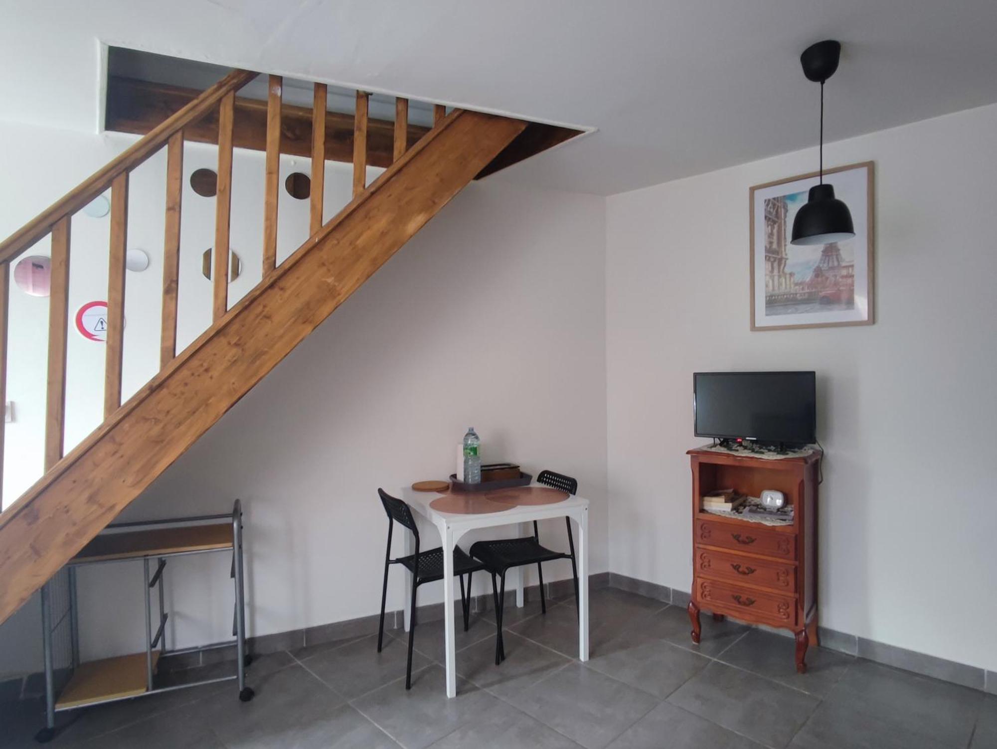 Le Calme Apartment Bourges Luaran gambar